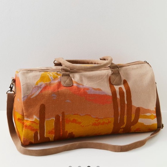 NWT FREE PEOPLE New Horizons Weekender Duffel Bag in Cactus - Picture 4 of 8